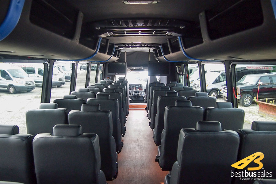freightliner coach